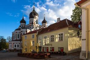 vieille ville de tallinn en soirée d'été photo