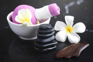 outils pour différents types de massages asiatiques photo