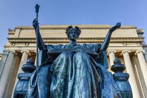 la bibliothèque de l'université de columbia dans la ville de new york, 2022 photo