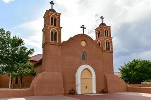 san miguel de socorro est l'église catholique de socorro, au nouveau mexique, construite sur les ruines de l'ancienne mission nuestra senora de socorro. photo