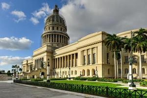 bâtiment de la capitale nationale à la havane, cuba. photo