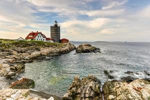 phare de portland head à cap elizabeth, maine. c'est un phare historique à cap elizabeth, dans le maine. achevé en 1791, c'est le plus ancien phare de l'état du maine. photo