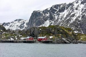 la petite ville de pêcheurs de nusfjord, île de lofoten, norvège en hiver. photo