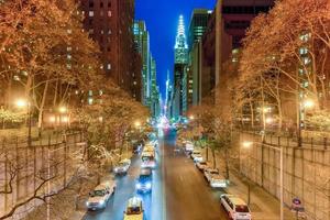 voir le long de la 42e rue - new york city photo