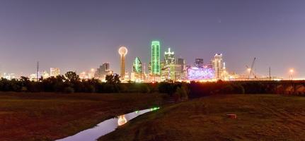 Skyline de Dallas la nuit photo