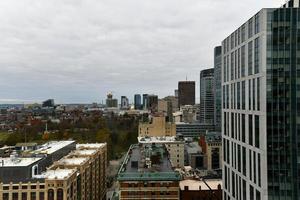 vue aérienne de la ligne d'horizon de boston depuis le quartier chinois du massachusetts. photo