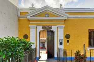 école primaire pour jeunes étudiants à trinidad, cuba. photo