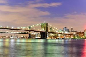 pont de brooklyn et rivière est photo