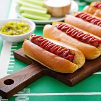 hot-dogs pour le jour du match photo