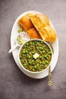 hariyali green pav bhaji est une variante d'un pav bhaji traditionnel à base de légumes à feuilles photo