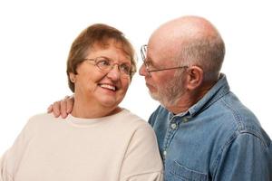 portrait de couple de personnes âgées affectueux photo