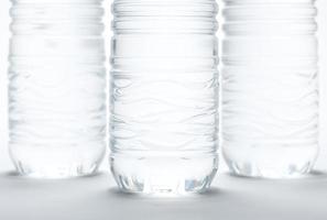 bouteilles d'eau résumé photo