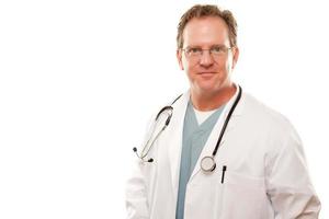 médecin de sexe masculin souriant photo