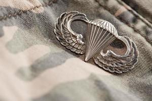 médaille de guerre parachutiste photo