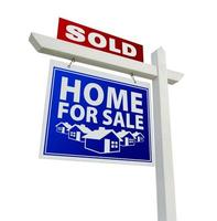bleu et rouge vendu maison à vendre immobilier signe sur blanc photo