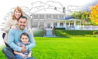 famille mixte hispanique et caucasienne devant la gradation du dessin et de la photographie de la maison photo