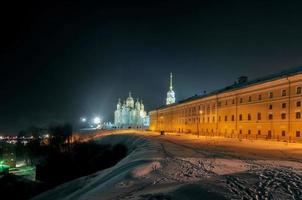 cathédrale de l'assomption à vladimir, russie en hiver. photo