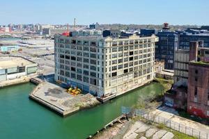 Industry City est un complexe historique d'expédition, d'entreposage et de fabrication intermodal sur le front de mer dans le quartier Sunset Park de Brooklyn, New York, 2022 photo