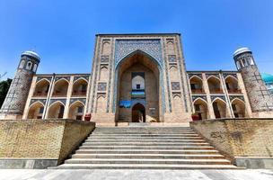 madrasa kokaldosh à tachkent, ouzbékistan, asie centrale photo