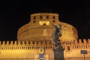 castel sant'angelo ou château de saint ange, rome, italie. le château sant'angelo est l'une des principales destinations de voyage en europe. photo