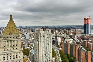 vue aérienne de la ligne d'horizon de la ville de new york photo