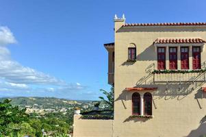 castillo serralles est un manoir situé dans la ville de ponce, porto rico, surplombant le centre-ville, 2022 photo