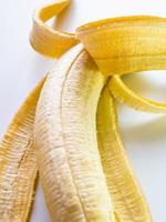 banane cavendish isolé sur fond blanc photo