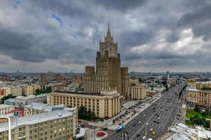 bâtiment principal du ministère des affaires étrangères de la russie à moscou, russie, 2022 photo