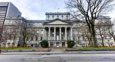 ancien palais de justice - montréal, canada photo