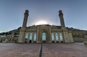 la mosquée bibi-heybat à bakou, azerbaïdjan photo