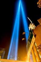 11 septembre hommage à la lumière - new york city, états-unis, 2022 photo