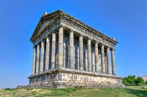 temple de garni, un temple païen ionique situé dans le village de garni, arménie. c'est la structure et le symbole le plus connu de l'Arménie pré-chrétienne. photo