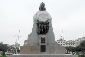 plaza san martin, lima, pérou, 2022 photo