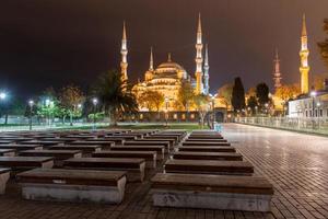 mosquée bleue à istanbul la nuit photo