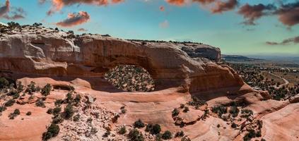 vue aérienne du parc national des arches en arizona, états-unis. photo