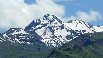 montagnes du caucase, mestia, géorgie photo