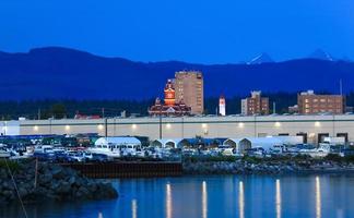 bellingham est l'une des 20 grandes villes américaines pour les écrivains qui ne sont pas la ville de new york et le siège du comté de whatcom dans l'état américain de washington. photo