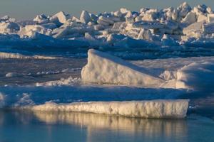 dérive des glaces dans la mer baltique photo