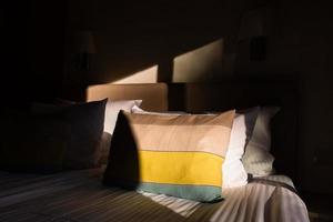 ombres sur les oreillers photo