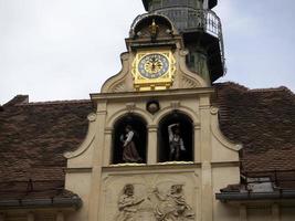 graz glockenspiel vieux horloge bâtiment historique photo