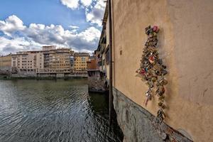 florence ponte vecchio aux beaux jours photo