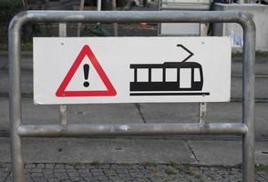 avertissement danger tramway sign photo