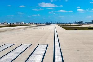 Miami, États-Unis - 10 février 2017 - floride miami aéroport vue aérienne panorama paysage photo