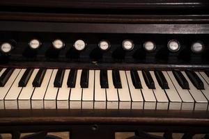 Vieux clavier d'orgue détail vintage photo