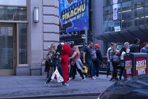 new york - usa 4 mai 2019 - times square plein de monde photo