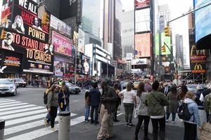 new york - usa 4 mai 2019 - times square plein de monde photo