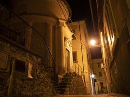 veroli village médiéval latium frosinone vue nocturne photo