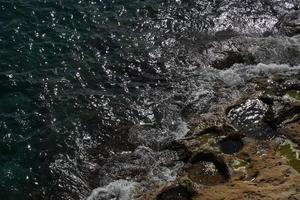 Saint Peter pools malte rock formation trou sur les rochers photo