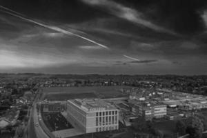 vue grand angle du paysage britannique de l'angleterre en noir et blanc classique photo