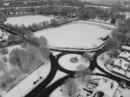 vue grand angle de la ville en noir et blanc classique photo